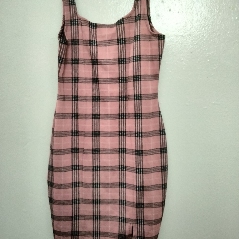 Dress - Picture 2 of 2